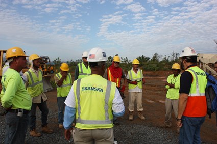 Tren Urbano and Safety Vests
