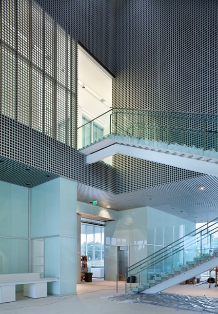 Tampa Museum of Art and Waterfront Park Atrium