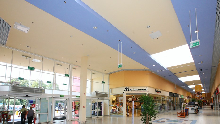 Tesco shopping arcades in Bielsko-Biała Tesco shopping arcades in Bielsko-Biała