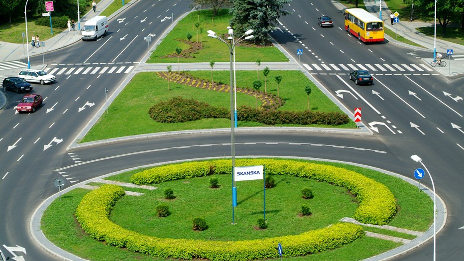 Roundabout at Cieplinskiego Avenue in Rzeszów Roundabout at Cieplinskiego Avenue in Rzeszów
