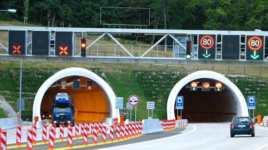 Tunnel Sitina 1 Tunnel Sitina 1