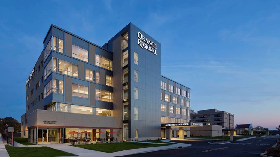 Garnet Health Medical Center (formerly Orange Regional Medical Center) wanted to construct a Physician Office Building and Cancer Center addition so they could relocate many of their outpatient services to their main campus. Skanska worked closely with the owner's representative, Jones Lang LaSalle, to deliver the project on time and within budget, while minimizing disruption to hospital operations. Garnet Health Medical Center (formerly Orange Regional Medical Center) wanted to construct a Physician Office Building and Cancer Center addition so they could relocate many of their outpatient services to their main campus. Skanska worked closely with the owner's representative, Jones Lang LaSalle, to deliver the project on time and within budget, while minimizing disruption to hospital operations.