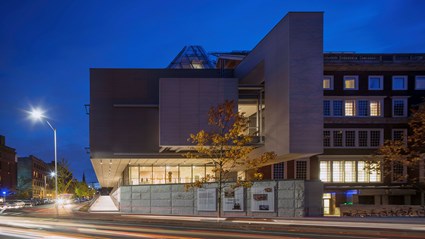 The Harvard Art Museums wanted to upgrade the building’s infrastructure to meet professional standards and consolidate three art museums under one roof. Skanska partnered with acclaimed architect Renzo Piano to construct a modern replacement that holds some of the finest art collections in the world while preserving the museum’s historical significance.
