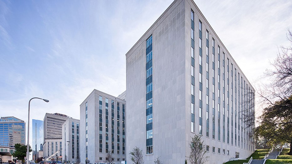 The Tennessee Department of General Services wanted an updated facility that would co-locate all legislative offices in one building while preserving its interior grandeur and historical significance. Skanska completed interior demolition and performed extensive renovations to this architectural gem that was expanded, revitalized and became more accessible to the general public. The Tennessee Department of General Services wanted an updated facility that would co-locate all legislative offices in one building while preserving its interior grandeur and historical significance. Skanska completed interior demolition and performed extensive renovations to this architectural gem that was expanded, revitalized and became more accessible to the general public.