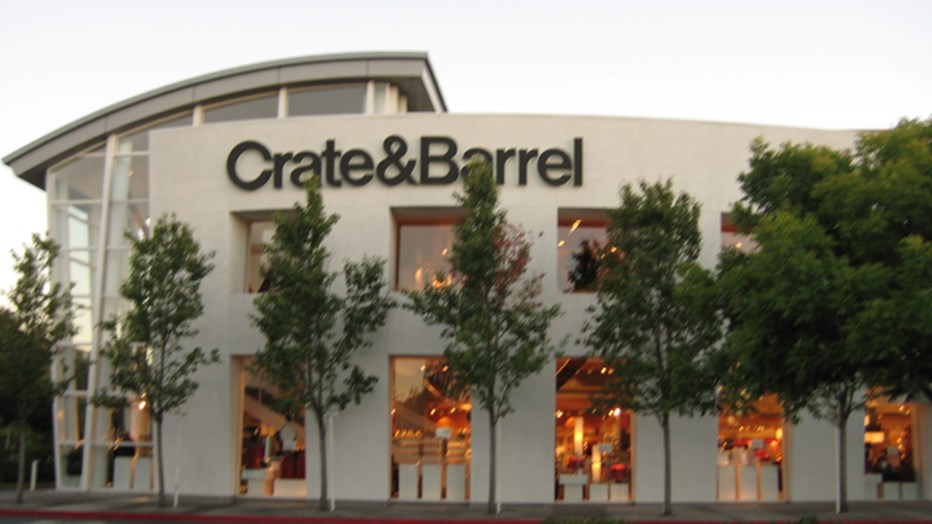 Crate & Barrel needed new stand-alone retail stores across the U.S. Skanska provided construction management services to build over 10 stores and maintain their brand with specialized, high-end finishes. Crate & Barrel needed new stand-alone retail stores across the U.S. Skanska provided construction management services to build over 10 stores and maintain their brand with specialized, high-end finishes.