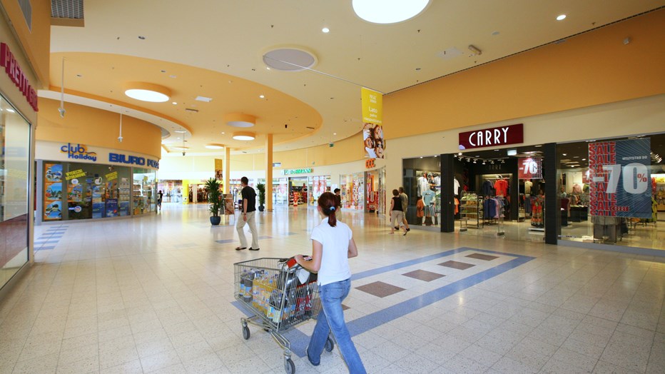 Tesco shopping arcades in Bielsko-Biała Tesco shopping arcades in Bielsko-Biała
