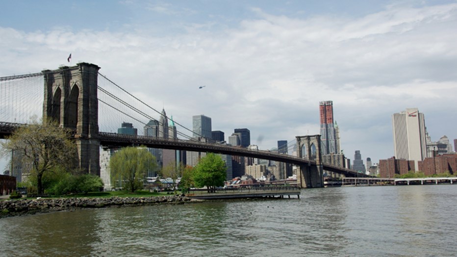 Brooklyn Bridge Looking Toward Manhattan Brooklyn Bridge Looking Toward Manhattan