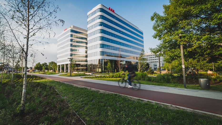 Axis External View Axis External View